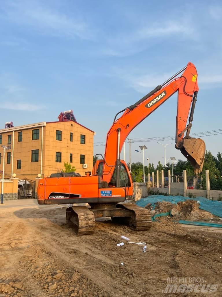 Doosan DX225LC-9C Excavadoras de cadenas
