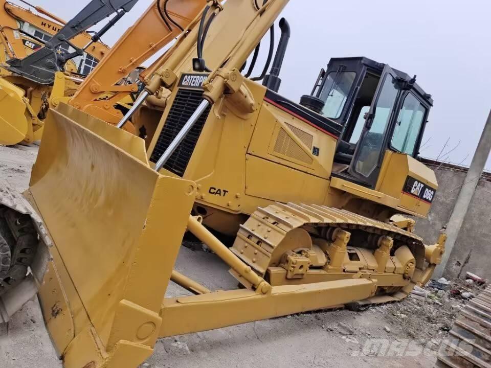 CAT D 6 G Buldozer sobre oruga