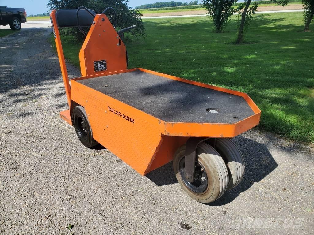 Taylor-Dunn SC100 Cabeza tractora