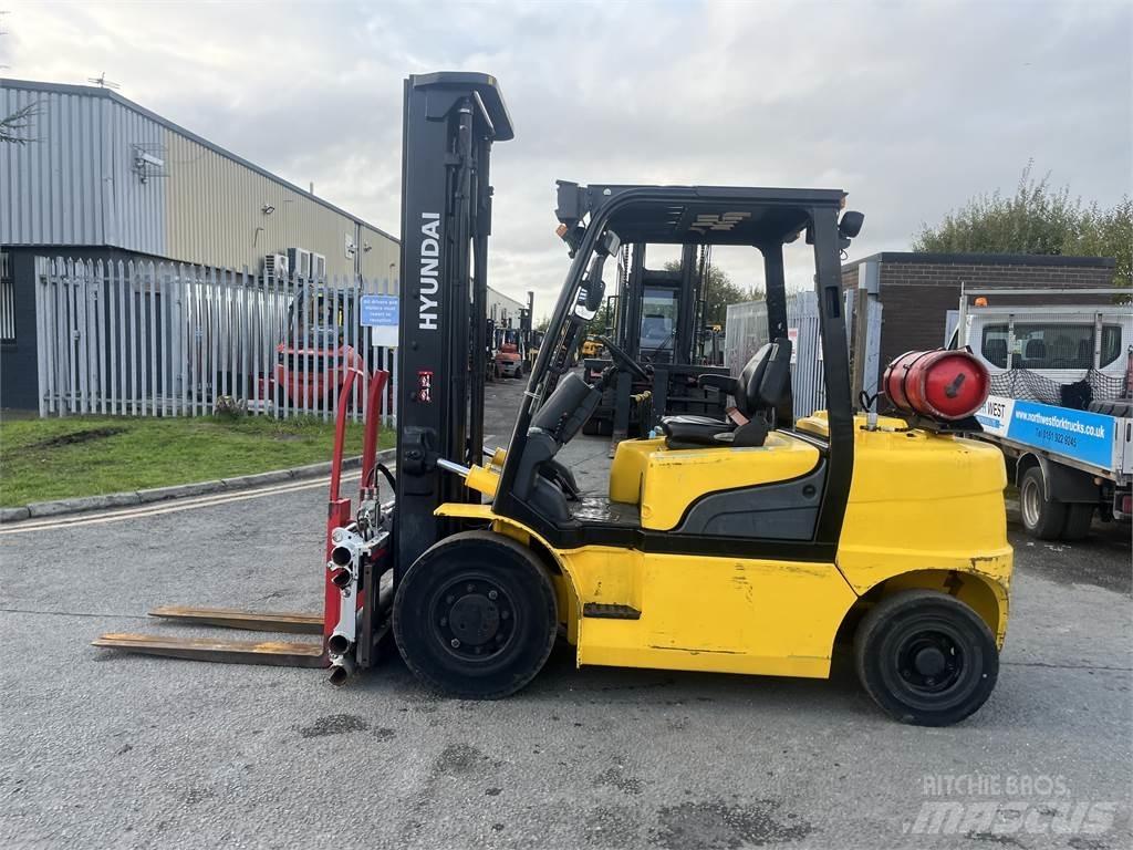 Hyundai 35L-7A Carretillas LPG