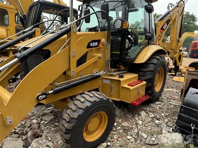 CAT 420 F Retrocargadoras
