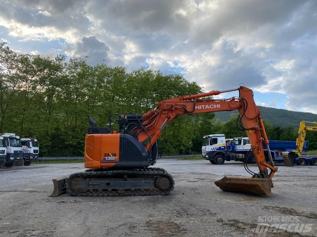 Hitachi ZX 135 US-6 Excavadoras de cadenas
