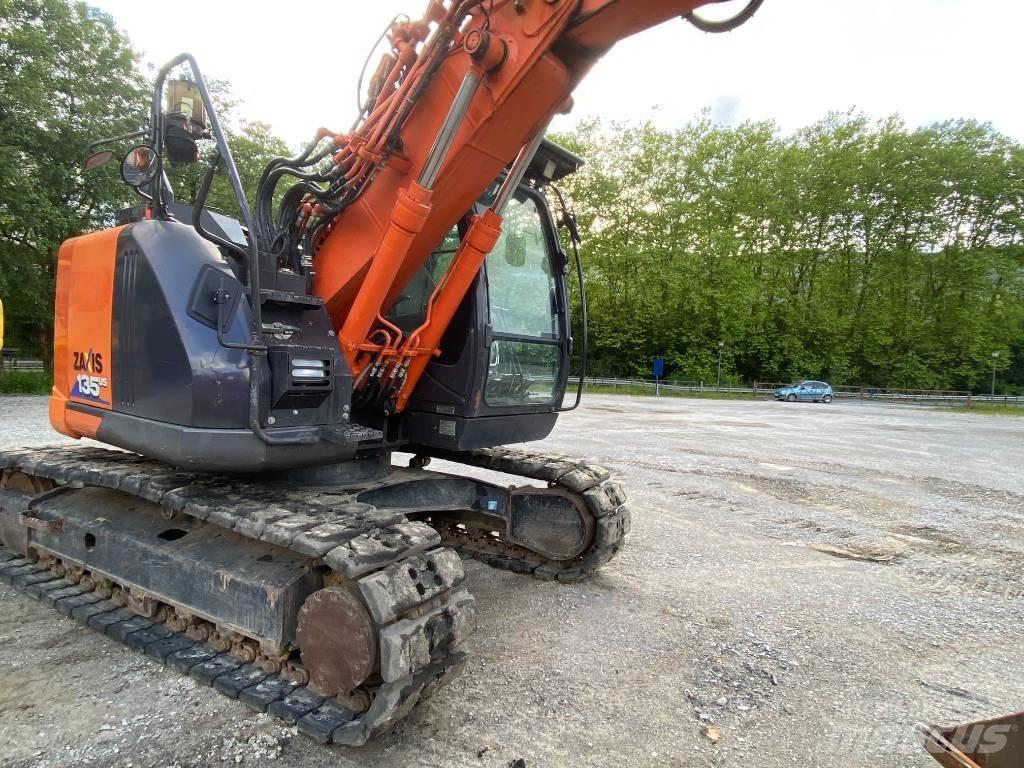 Hitachi ZX 135 US-6 Excavadoras de cadenas