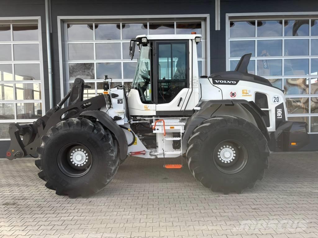 Volvo L90H Agri Cargadoras sobre ruedas