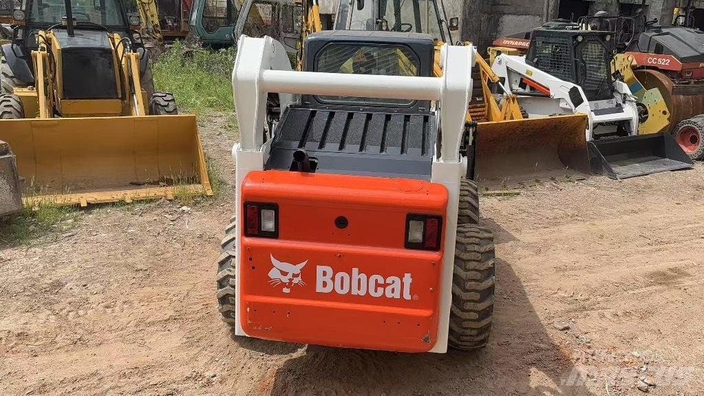 Bobcat S 300 Minicargadoras