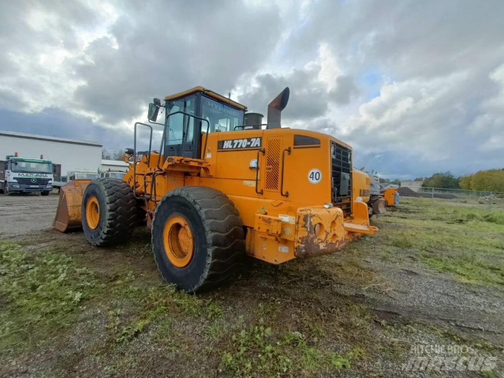 Hyundai HL 770-7 A Cargadoras sobre ruedas
