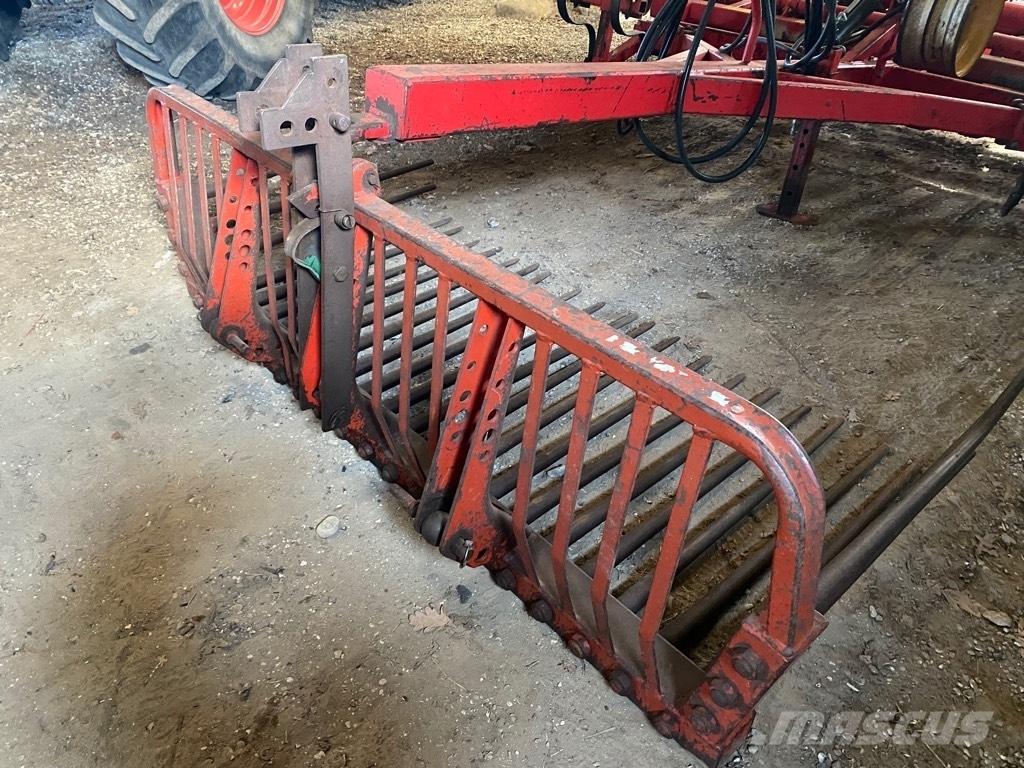  Stensvans kipbar Otros accesorios para tractores