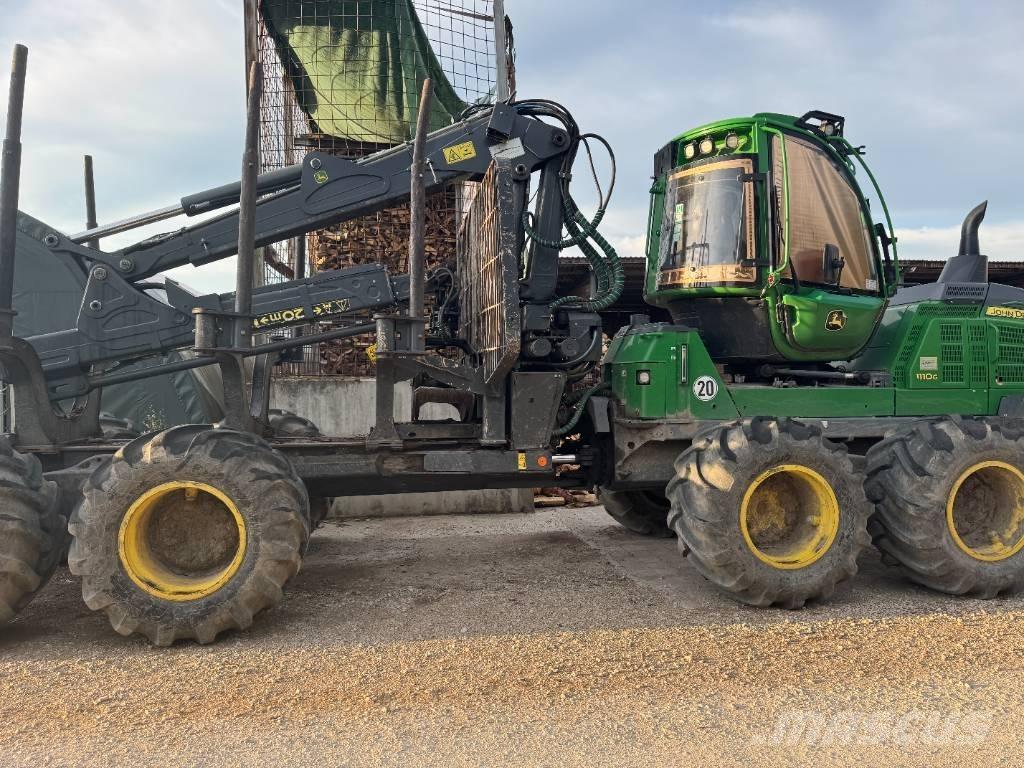 John Deere 1110 G Autocargadoras