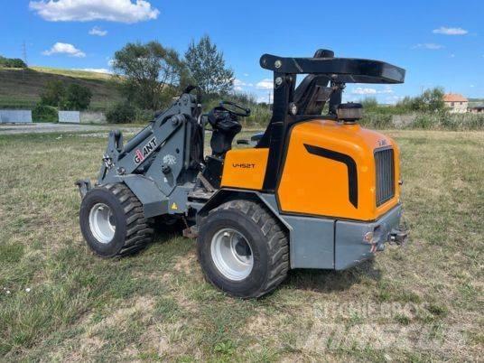 GiANT V 452 T Cargadoras multifunción