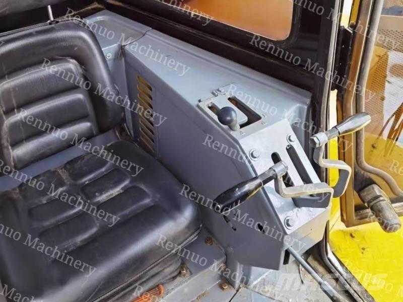 CAT D 8 R Buldozer sobre oruga