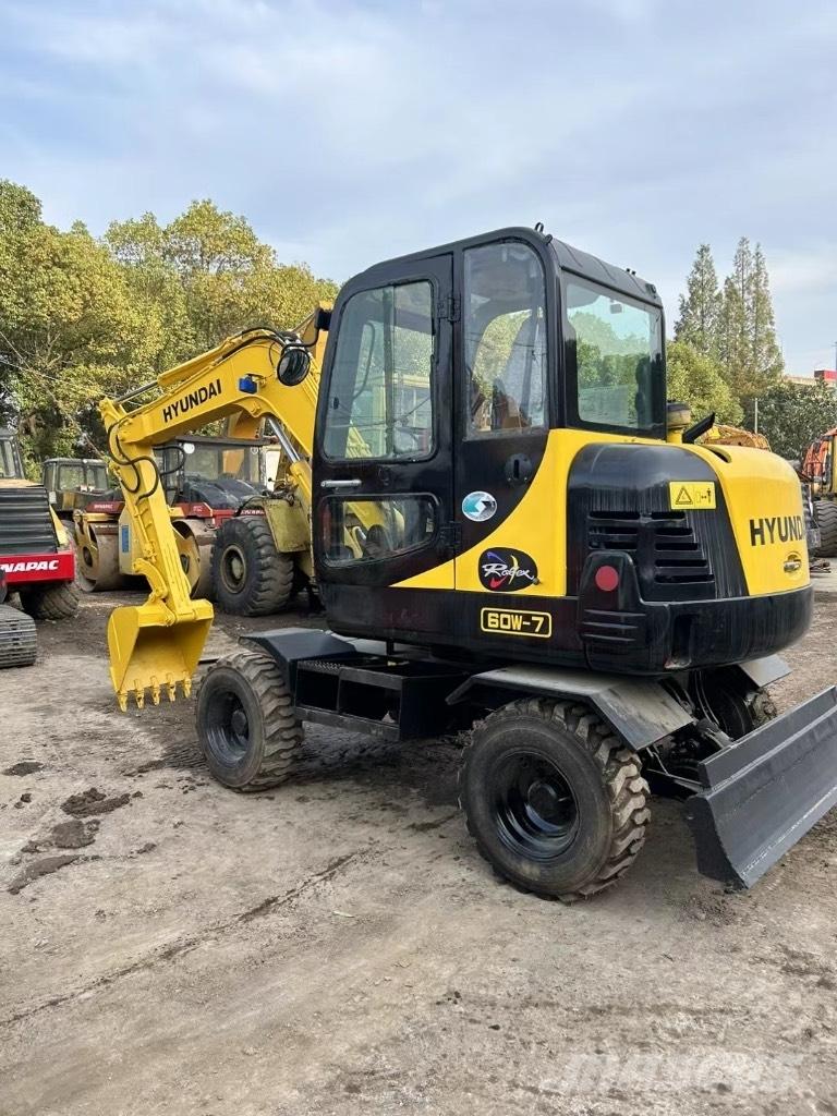 Hyundai 60 W-7 Excavadoras de ruedas