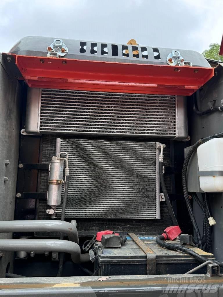 Hitachi ZX 200 Excavadoras de cadenas