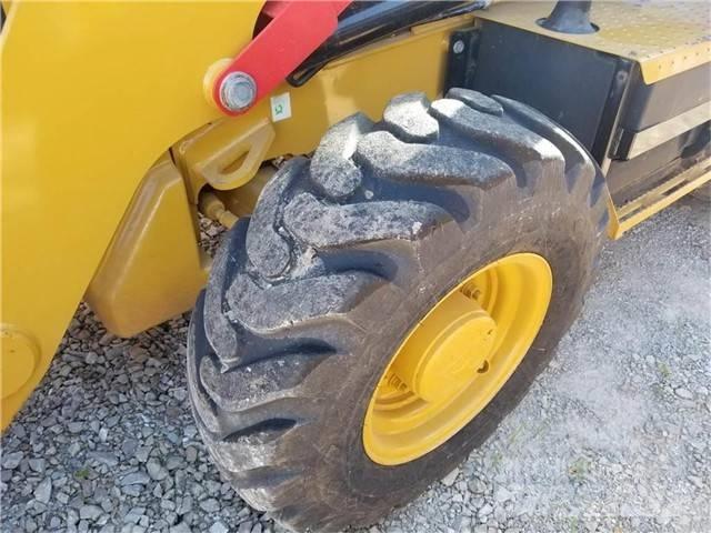 CAT 416 F Retrocargadoras