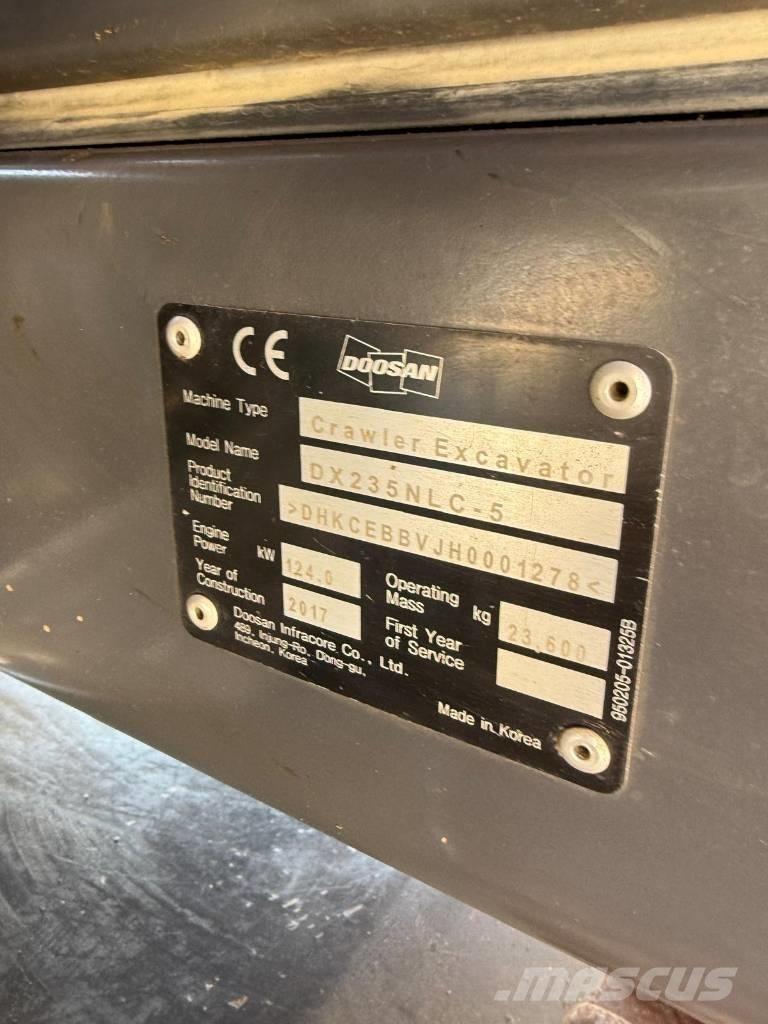 Doosan DX 235 NLC-5 Excavadoras de cadenas