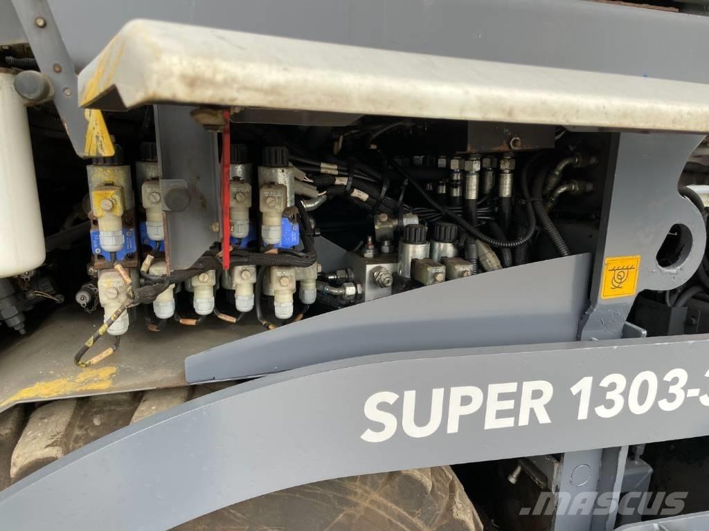 Vögele SUPER 1303-3I Asfaltadoras