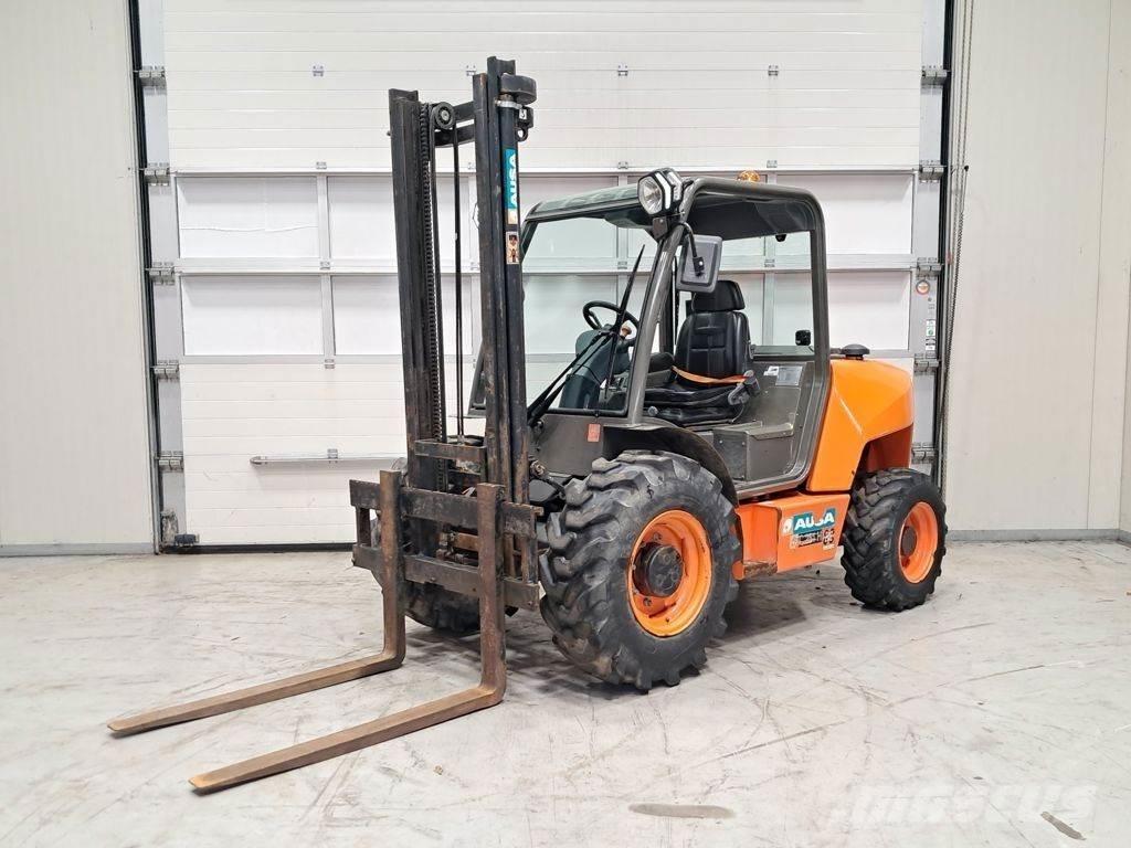 Ausa C251 HX4 Carretillas elevadoras todo terreno