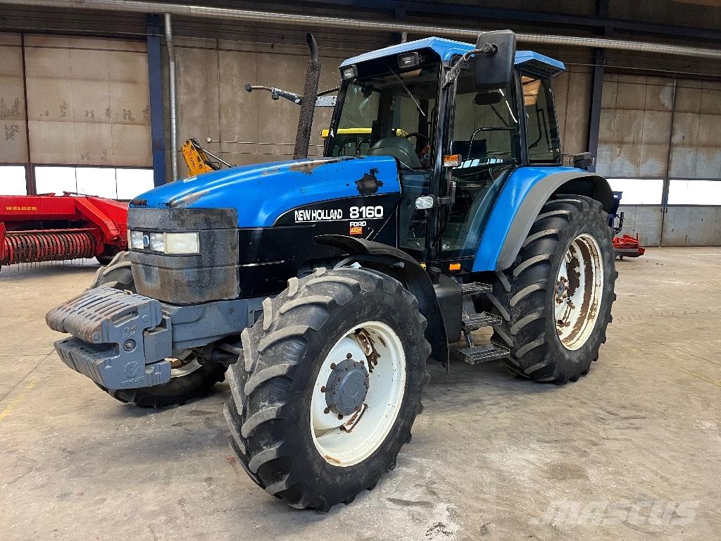 New Holland 8160 Tractores