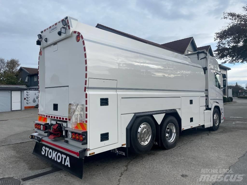 STOKOTA tankbil Camiones cisterna