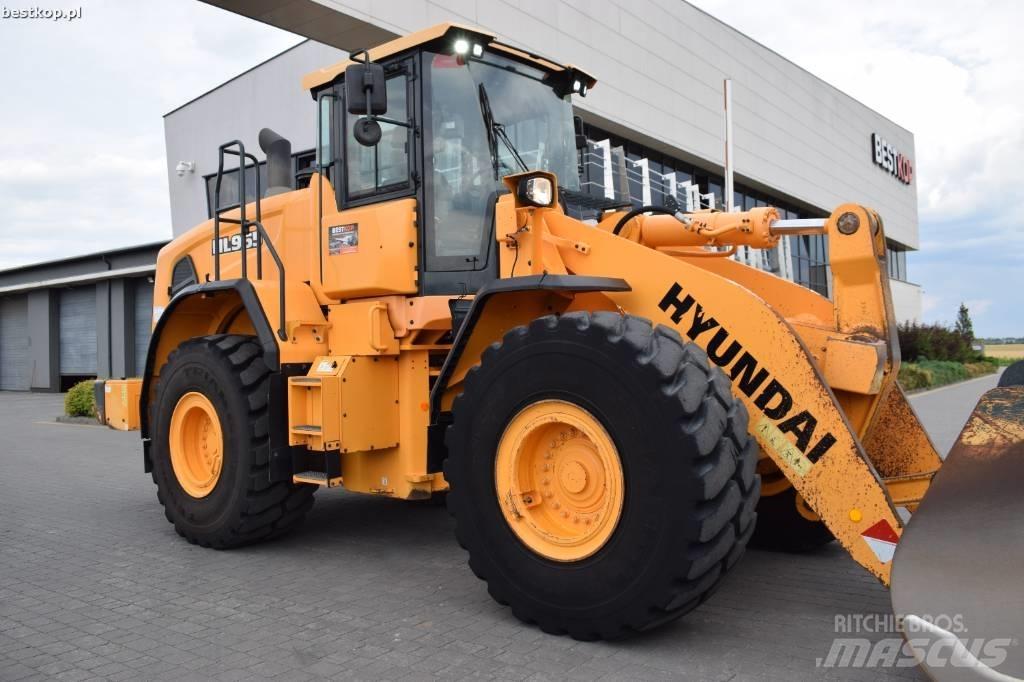 Hyundai HL 965 Cargadoras sobre ruedas