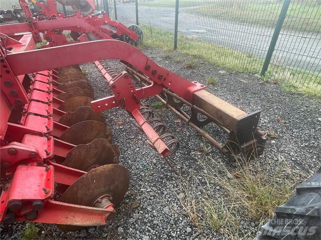 Pöttinger T 300 Gradas de discos