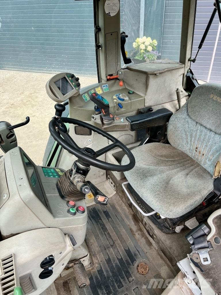 Fendt 712 Vario Tractores