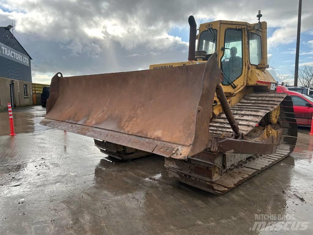 CAT D 5 H Buldozer sobre oruga