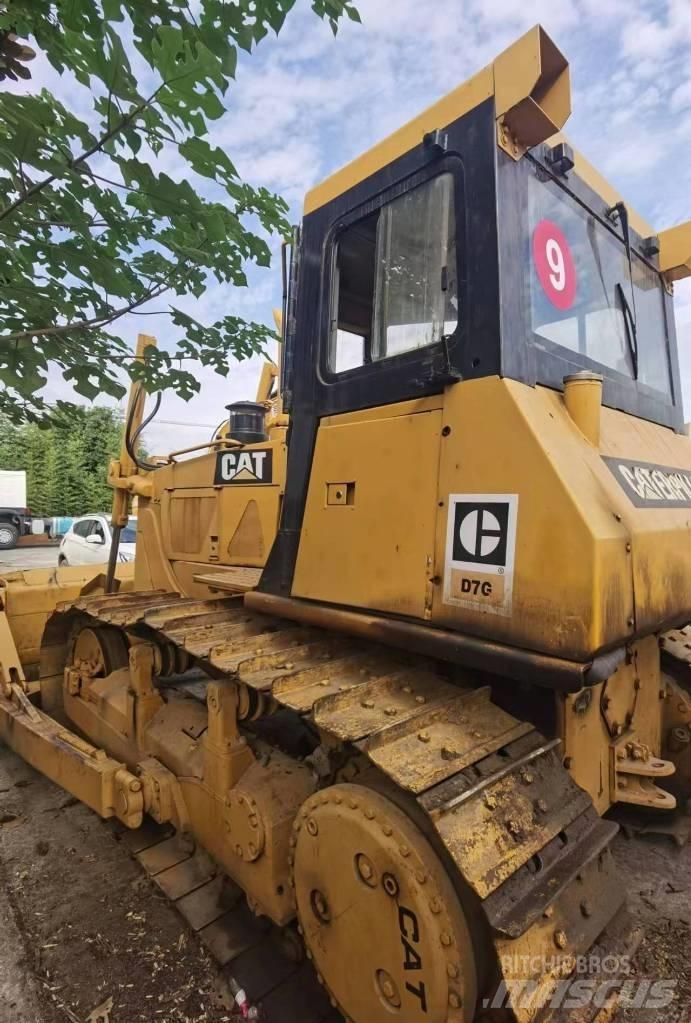 CAT D 7 G Buldozer sobre oruga
