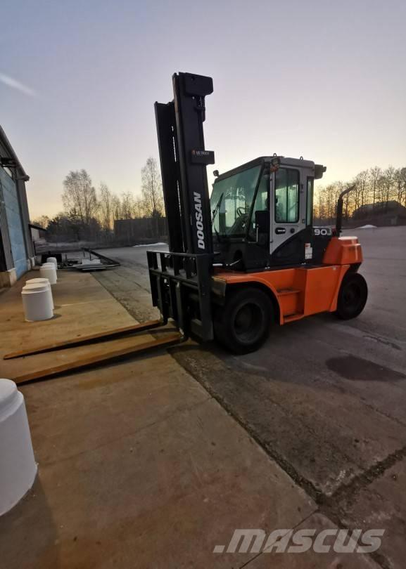 Doosan D90S-7 Carretillas diesel