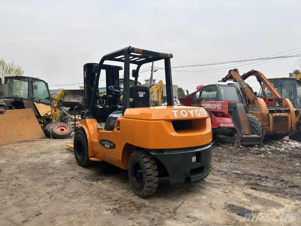 Toyota 5 ton Carretillas diesel