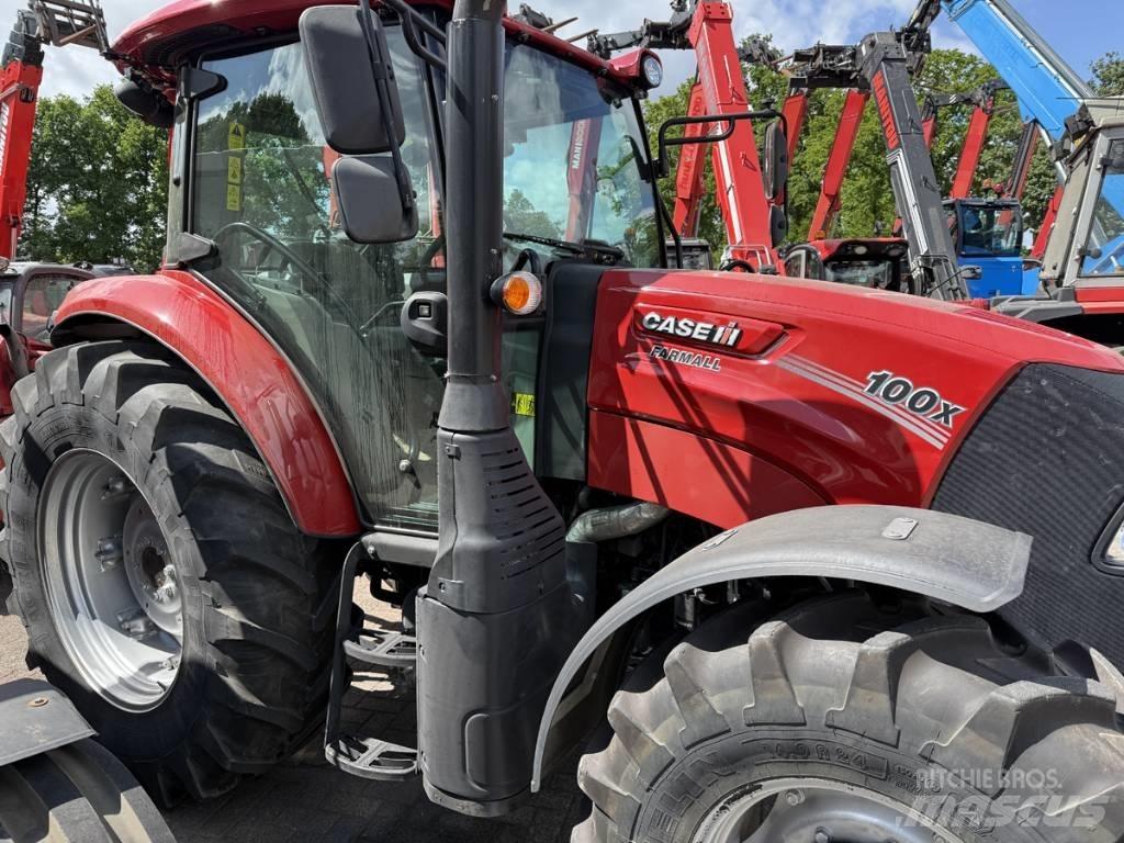 CASE Farmall 100X Tractores