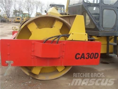 Dynapac CA30D Rodillos de un solo tambor