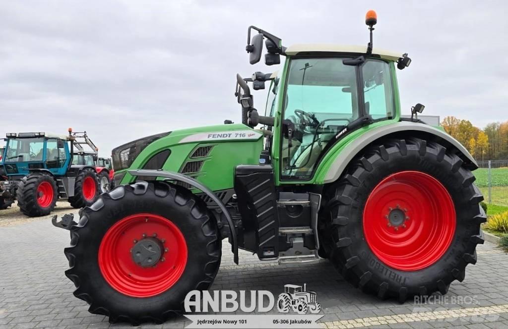 Fendt 716 Vario S4 Tractores