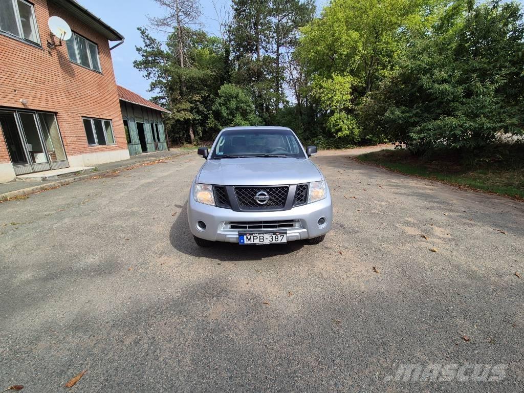 Nissan Navara Furgonetas caja abierta