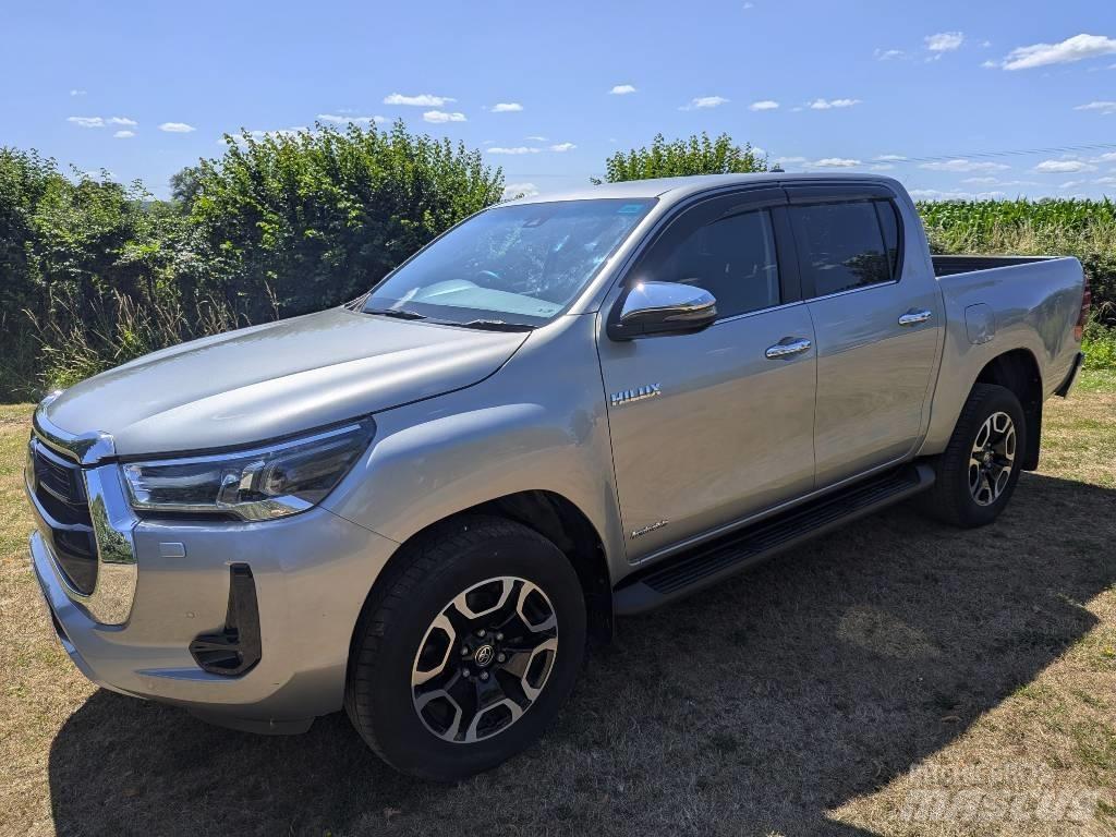 Toyota Hilux Furgonetas caja abierta