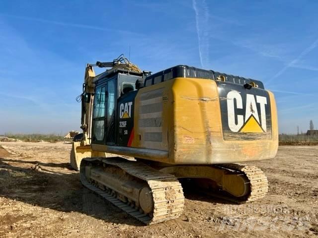 CAT 326 F L Excavadoras de cadenas
