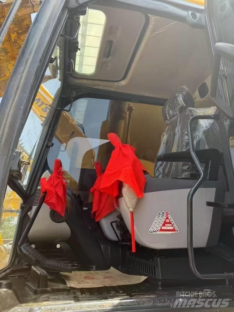 Komatsu 240LC-8 Excavadoras de cadenas