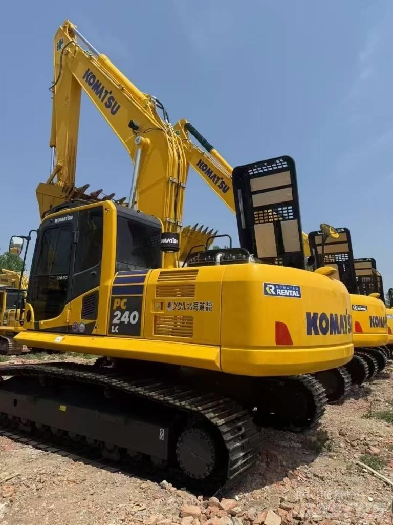 Komatsu 240LC-8 Excavadoras de cadenas