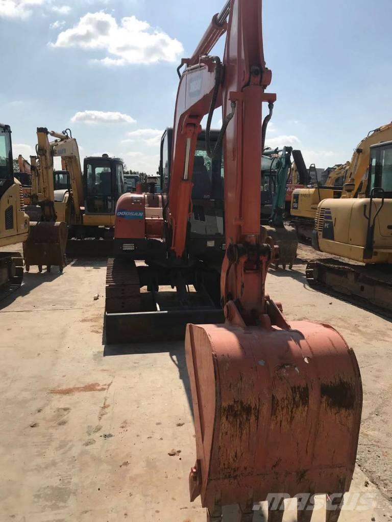 Doosan dx60 Excavadoras de cadenas