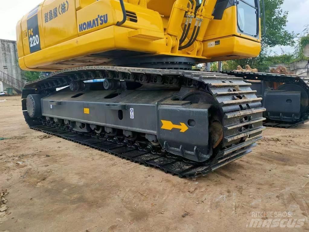 Komatsu PC 220-7 Excavadoras de cadenas