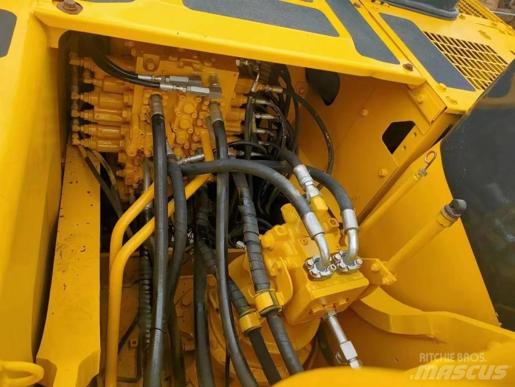 Komatsu PC 220-7 Excavadoras de cadenas
