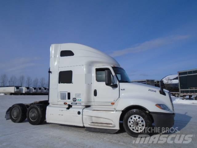 International LT 625 Cabezas tractoras