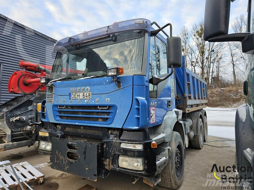 Iveco 260 E44 Camiones bañeras basculantes o volquetes