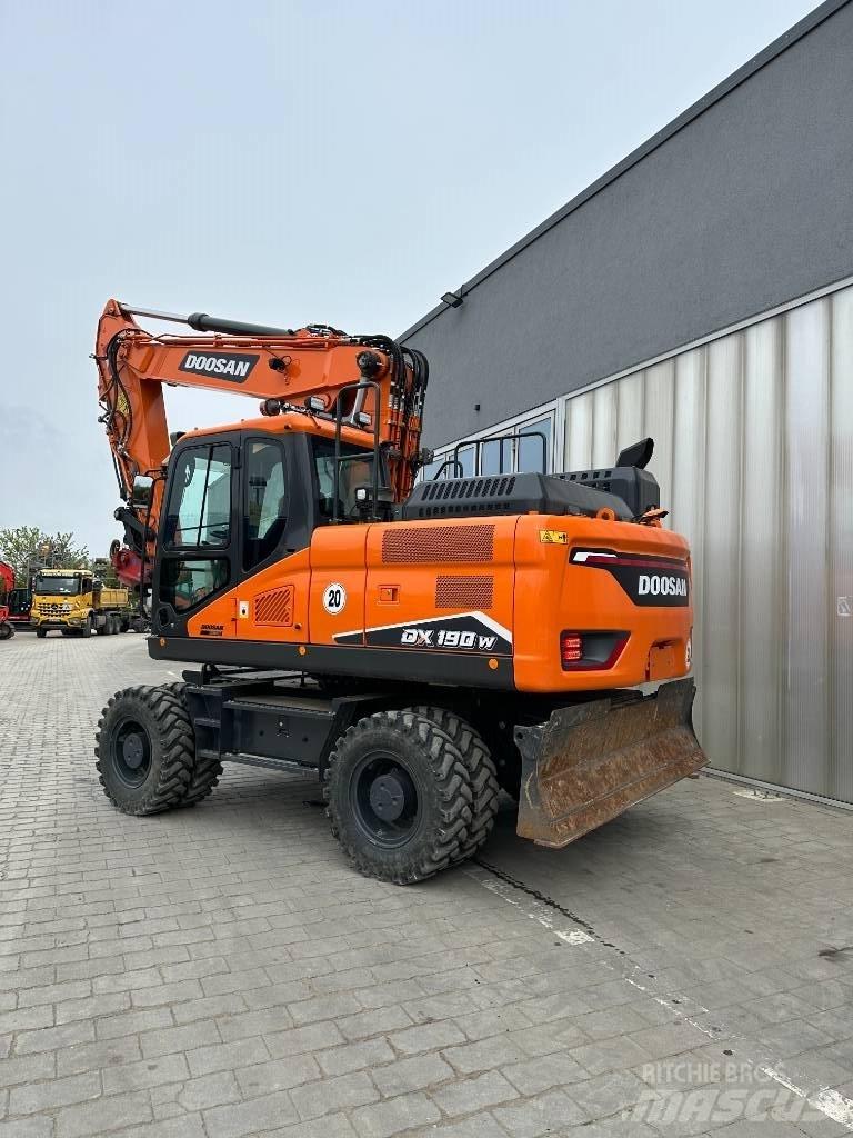 Doosan DX 190 W-7 Excavadoras de ruedas