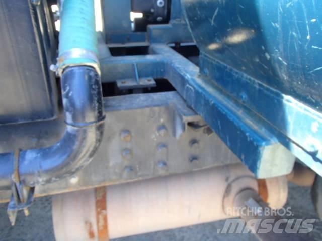 Ford LT 9513 Camiones cisterna