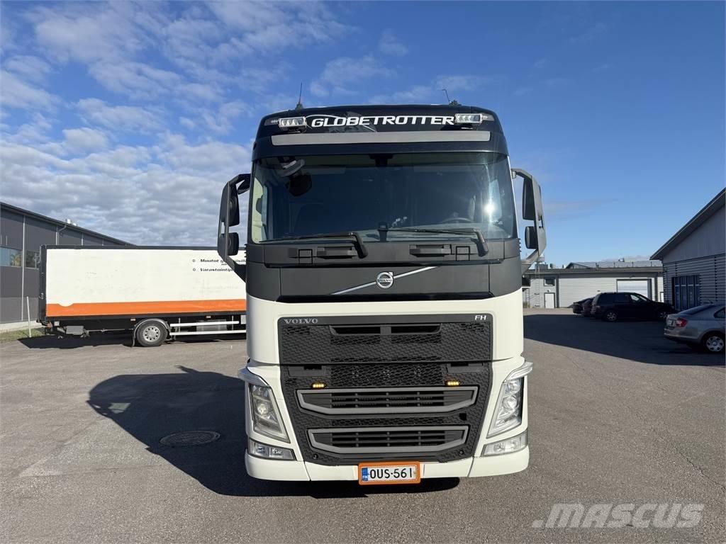 Volvo FH 500 8X4 Camiones polibrazo