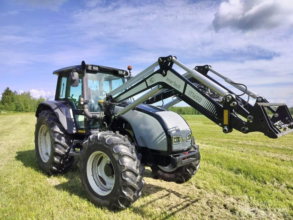 Valtra T120 Hitech Tractores