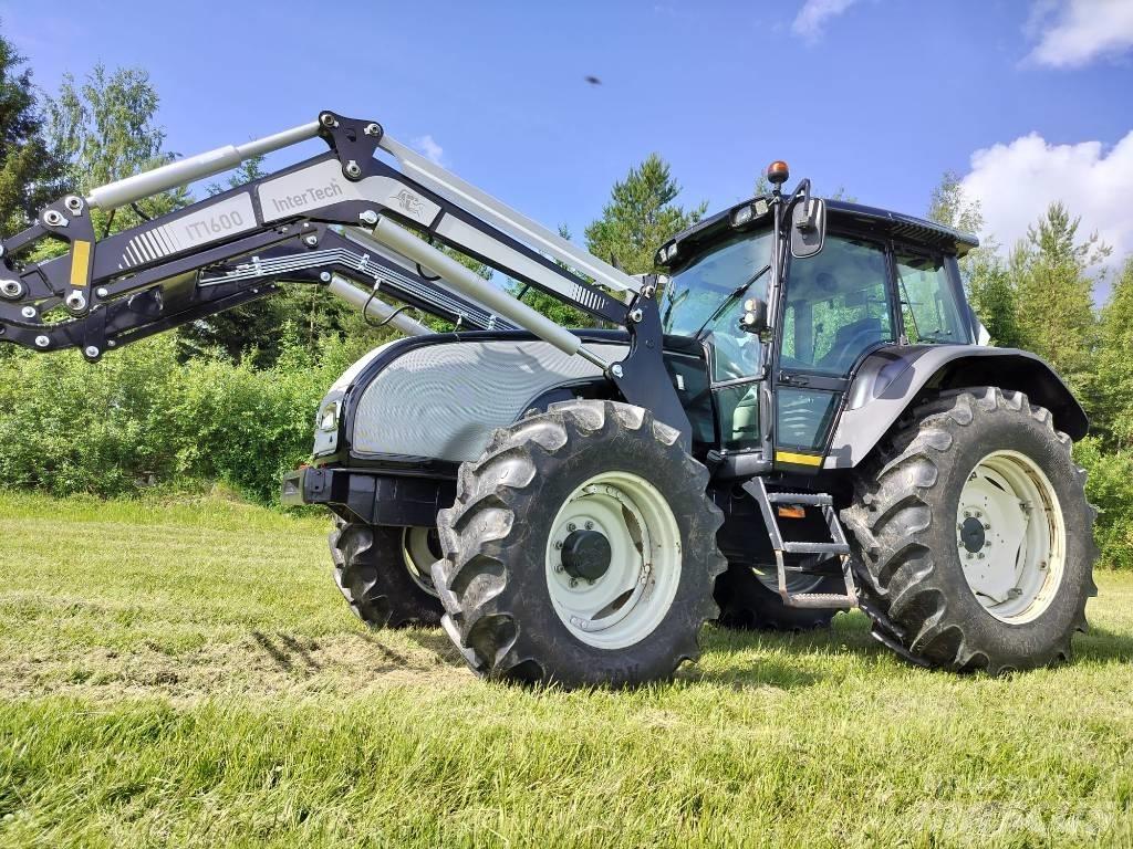 Valtra T120 Hitech Tractores