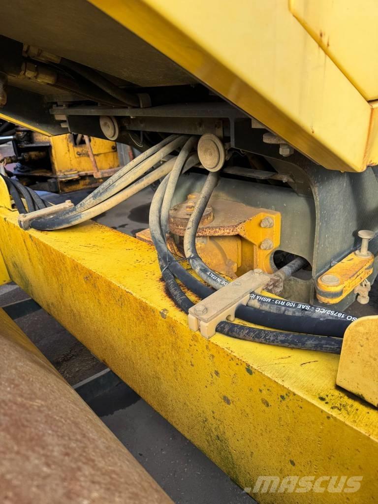 Bomag D177D-3 Rodillos de un solo tambor