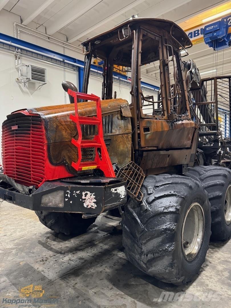 Komatsu 845 Autocargadoras