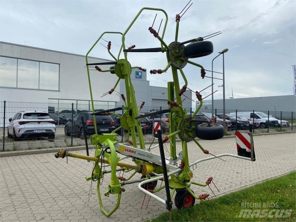 CLAAS VOLTO 700 Rastrillos y henificadores